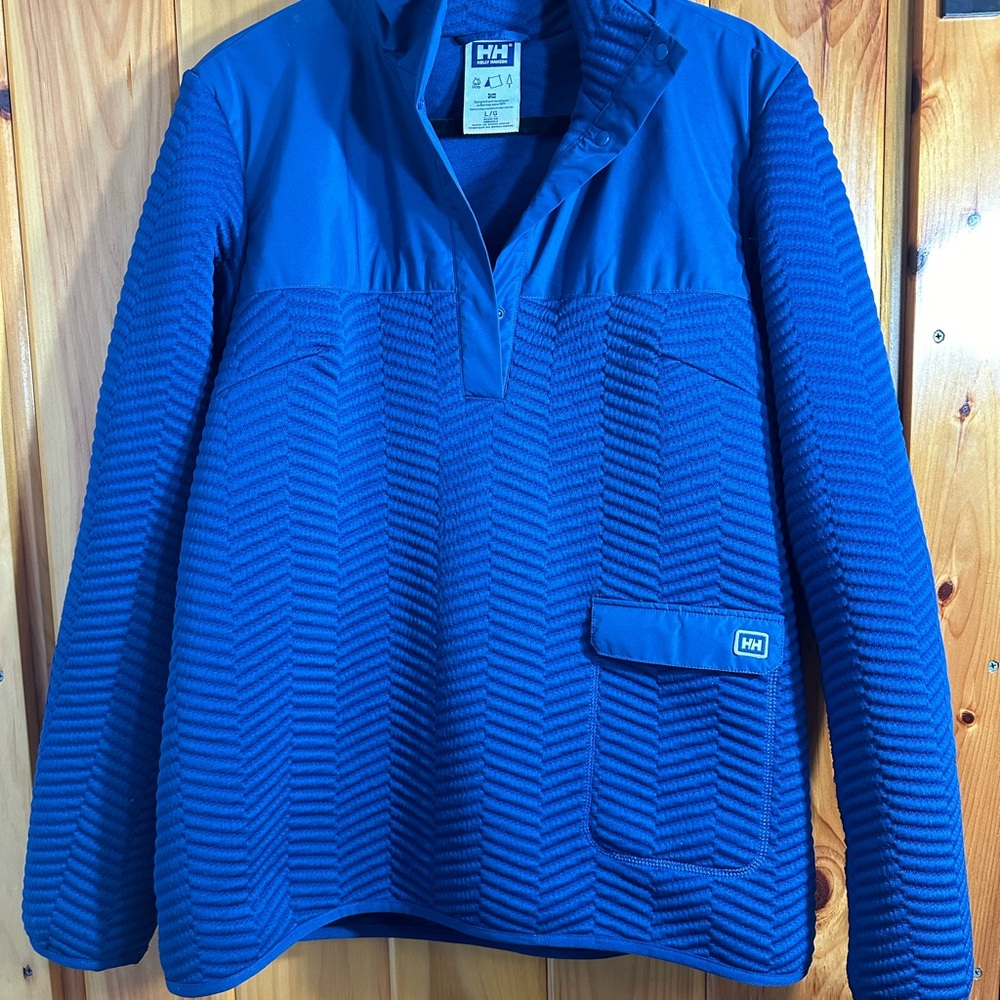 NWOT Helly Hansen Quarter Snap